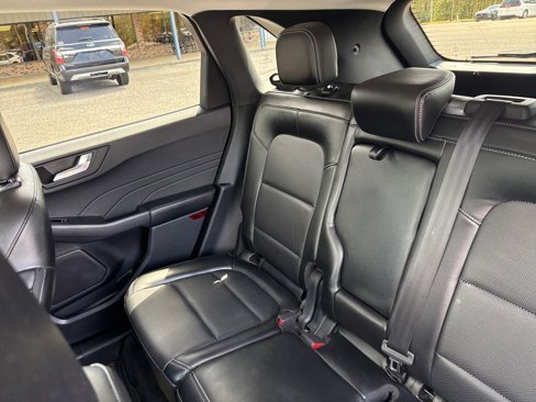 Used 2022 Ford Escape SEL w/ Technology Package image 26