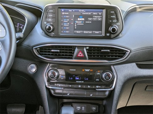 Used 2019 Hyundai Santa Fe SEL image 17