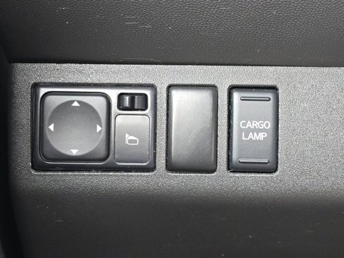 Used 2021 Nissan Frontier SV image 13