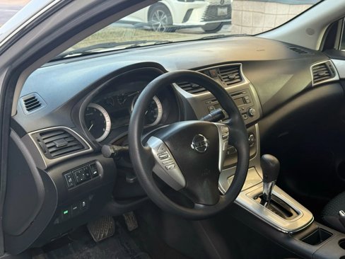 Used 2013 Nissan Sentra SR image 18
