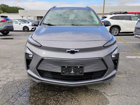 Used 2023 Chevrolet Bolt EUV LT w/ Convenience Package image 7