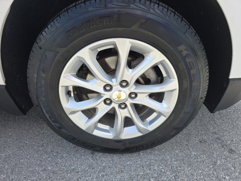 Used 2018 Chevrolet Equinox LT image 15
