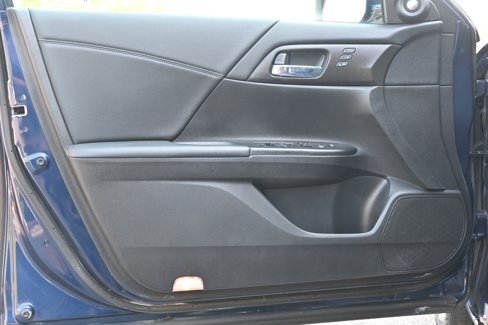 Used 2015 Honda Accord Touring image 14