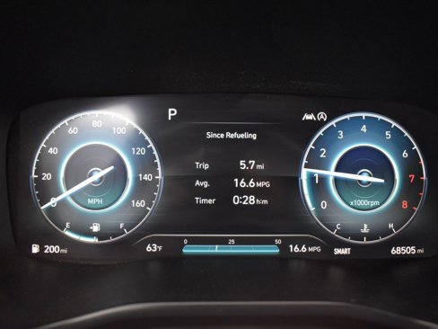 Used 2023 Hyundai Santa Fe SEL w/ Premium Package image 13