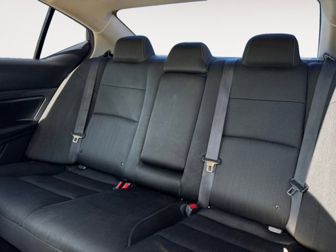 Used 2019 Nissan Altima 2.5 SV image 13