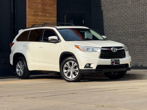 Used 2015 Toyota Highlander XLE image 6