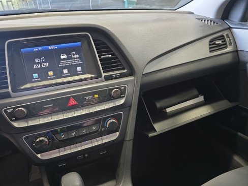 Used 2019 Hyundai Sonata SE image 11