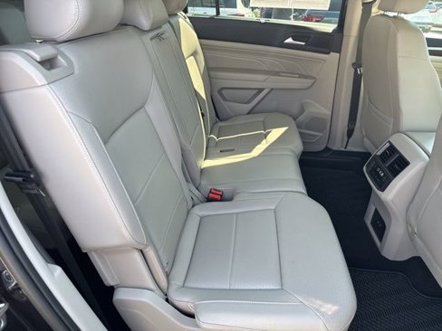 Certified 2021 Volkswagen Atlas SE w/ Panoramic Sunroof Package image 21