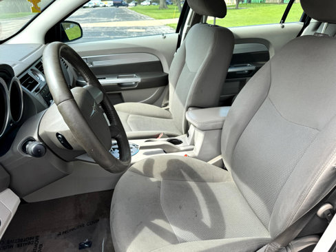Used 2009 Chrysler Sebring Touring w/ Electronics Convenience Group image 23