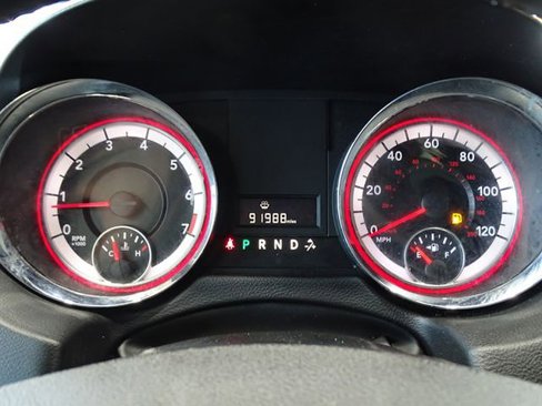 Used 2017 Dodge Grand Caravan SE image 18