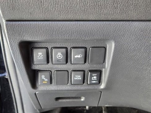 Used 2020 Nissan Pathfinder SL image 23