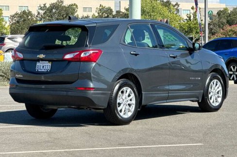 Used 2019 Chevrolet Equinox LS w/ LPO, Cargo Package image 4