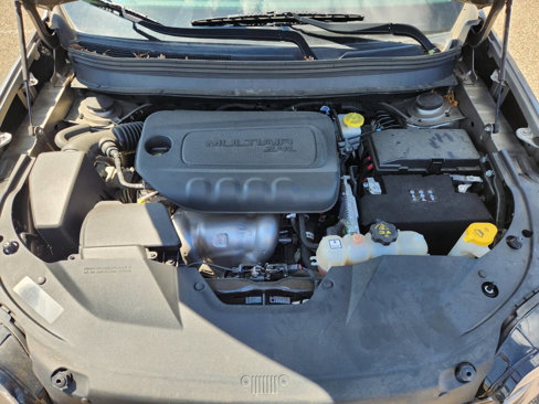 Used 2019 Jeep Cherokee Latitude w/ Cold Weather Group image 25