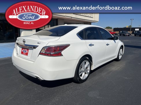 Used 2015 Nissan Altima 2.5 SV image 4