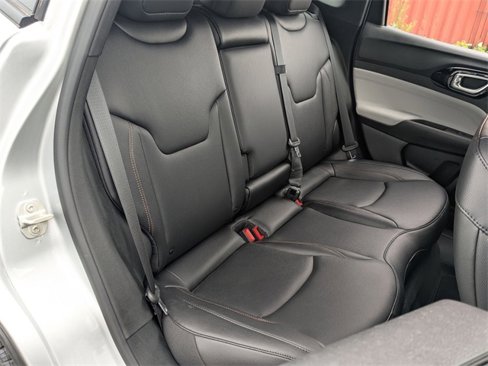 New 2024 Jeep Compass Limited image 21