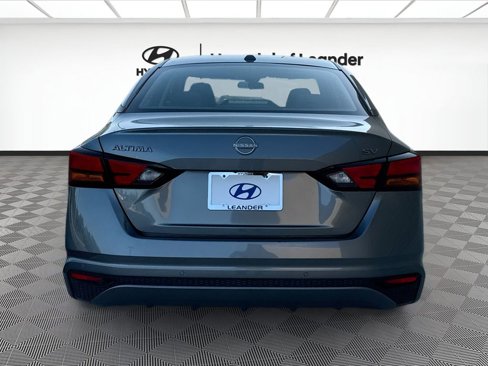 Used 2023 Nissan Altima 2.5 SV image 6