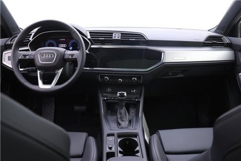 New 2025 Audi Q3 2.0T Premium w/ Convenience Package image 8