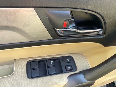 Used 2011 Honda CR-V EX image 37