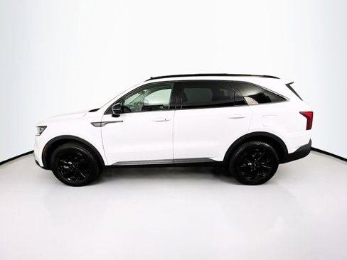 Used 2021 Kia Sorento S w/ Panoramic Sunroof Package image 4