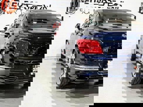 Used 2021 Bentley Flying Spur W12 image 27