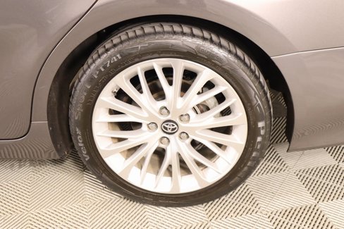 Used 2019 Toyota Camry LE image 20