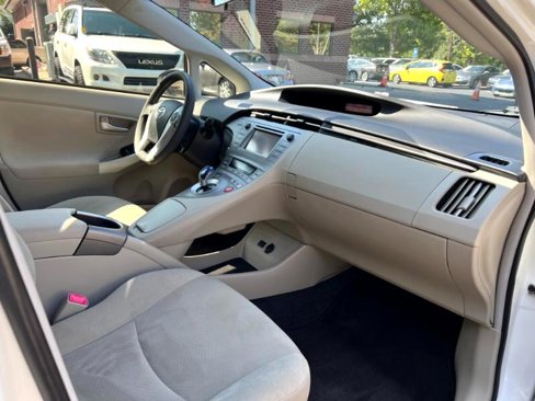 Used 2012 Toyota Prius Three image 29