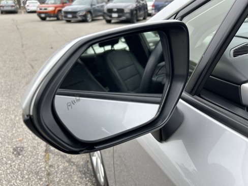 Used 2024 Toyota Corolla LE image 10