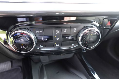 Used 2024 Chevrolet Trax ACTIV w/ Sunroof Package image 20