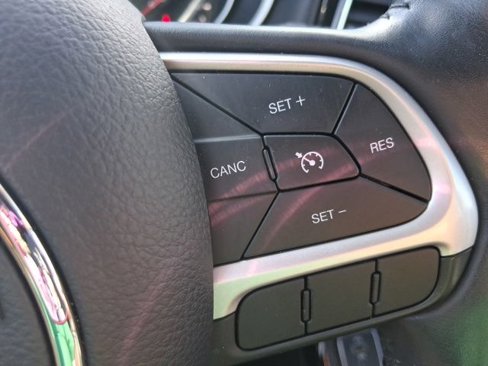 Used 2018 Jeep Compass Altitude image 20
