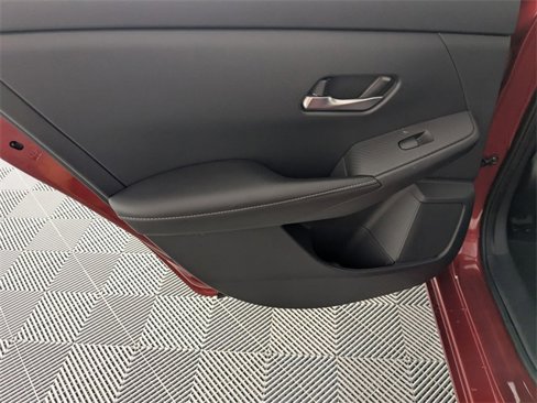 Used 2021 Nissan Sentra SV image 26