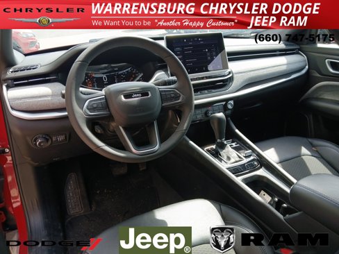 Used 2023 Jeep Compass Latitude image 14