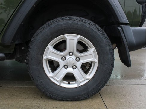 Used 2021 Jeep Wrangler Unlimited Sport image 10