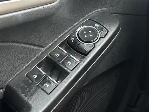 Used 2022 Ford Escape S image 32