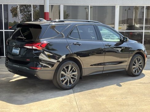 Certified 2023 Chevrolet Equinox RS w/ RS Leather Package image 3