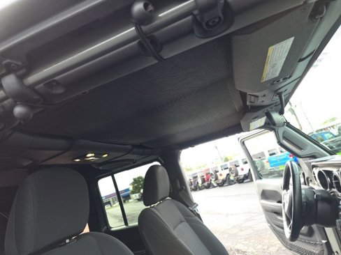 Used 2019 Jeep Wrangler Unlimited Sport S image 38