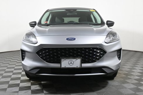 Used 2022 Ford Escape SE w/ Cold Weather Package image 9