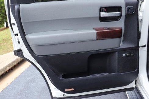 Used 2014 Toyota Sequoia Platinum image 14