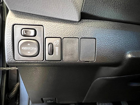 Used 2014 Toyota Corolla LE image 22