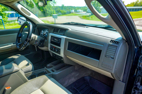 Used 2011 Dodge Dakota Laramie w/ Trailer Tow Group image 31