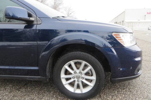 Used 2017 Dodge Journey SXT w/ Comfort/Convenience Group image 21