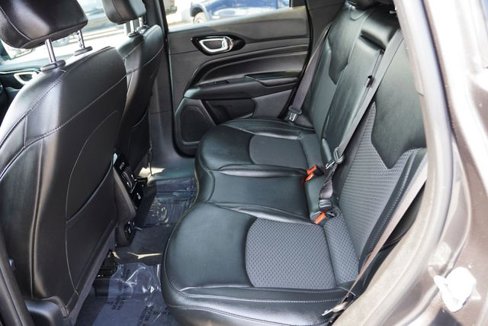Certified 2022 Jeep Compass Altitude w/ Convenience Group image 18