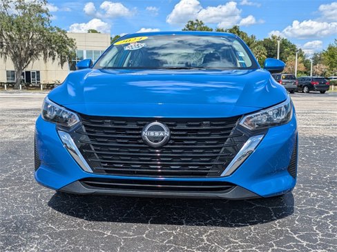 Used 2024 Nissan Sentra SV image 9