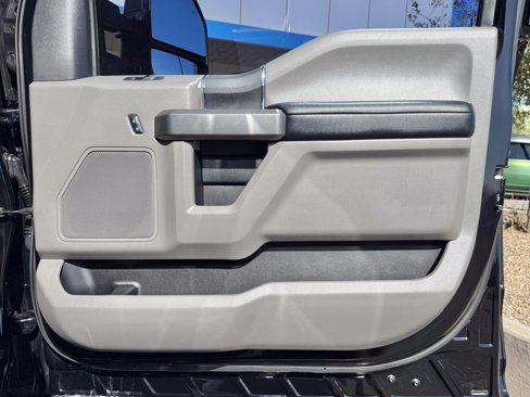 Used 2017 Ford F350 XLT w/ XLT Value Package image 28