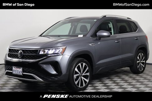 Used 2022 Volkswagen Taos SE image 1