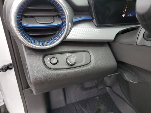 New 2025 Chevrolet Trax LT w/ Driver Confidence Package image 26