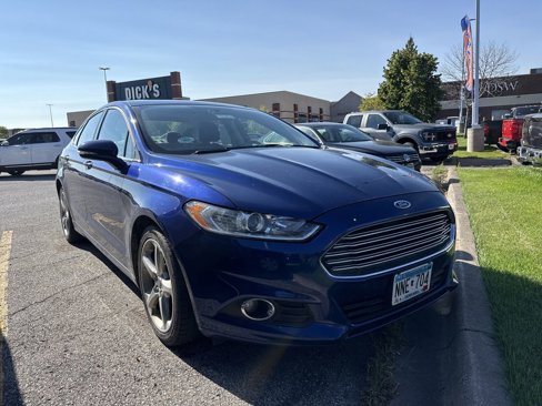 Used 2014 Ford Fusion SE image 2