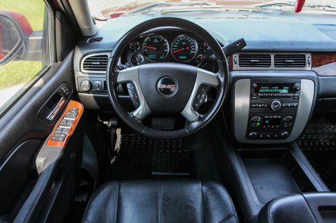 Used 2010 GMC Sierra 1500 SLT w/ SLT Convenience Package image 19