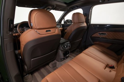 Used 2022 Bentley Bentayga image 45