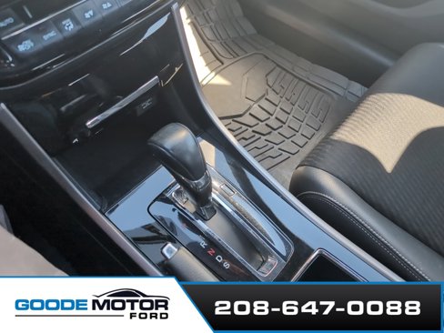 Used 2017 Honda Accord Sport image 9