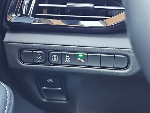 Certified 2025 Acura MDX w/ Technology Package image 27